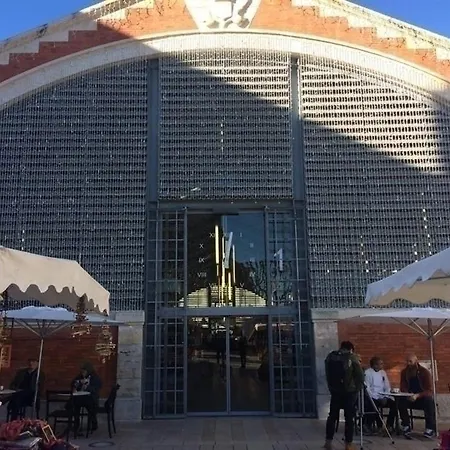 Apartamento Victoria Xiv : Bel A 350m Des Plages Avec Balcon Et Parking